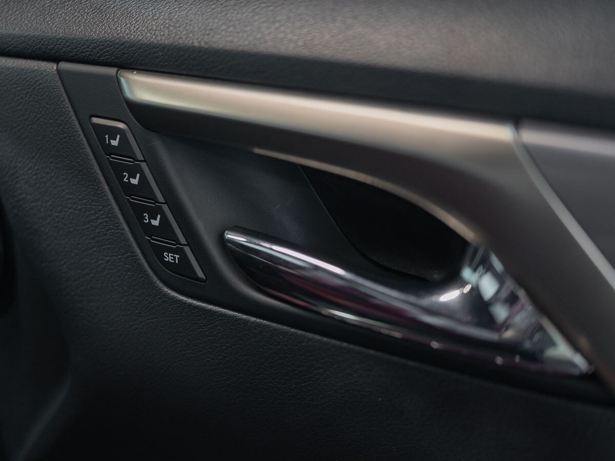 Lexus RX200t 2016 - фото автомобиля