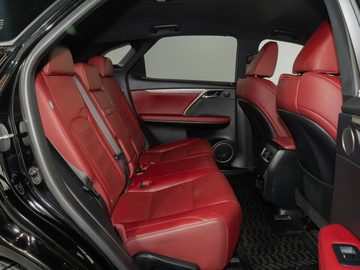 Lexus RX200t 2016 - фото автомобиля