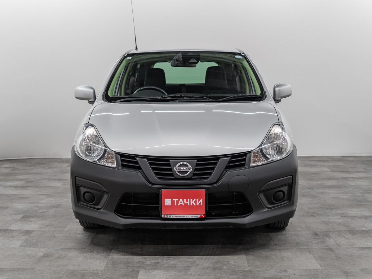 Nissan AD 2020 - фото автомобиля