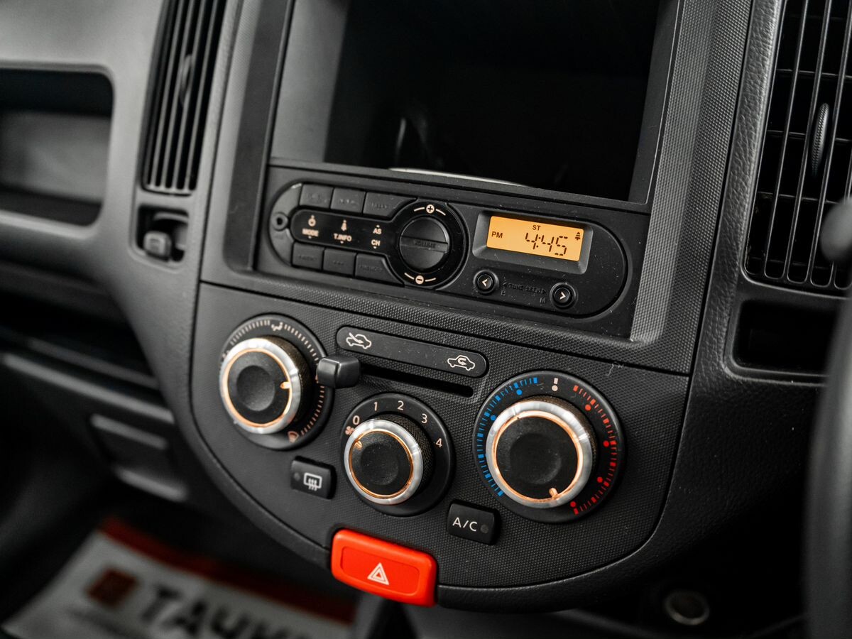 Nissan AD 2020 - фото автомобиля