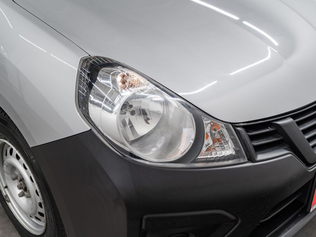 Nissan AD 2020 - фото автомобиля