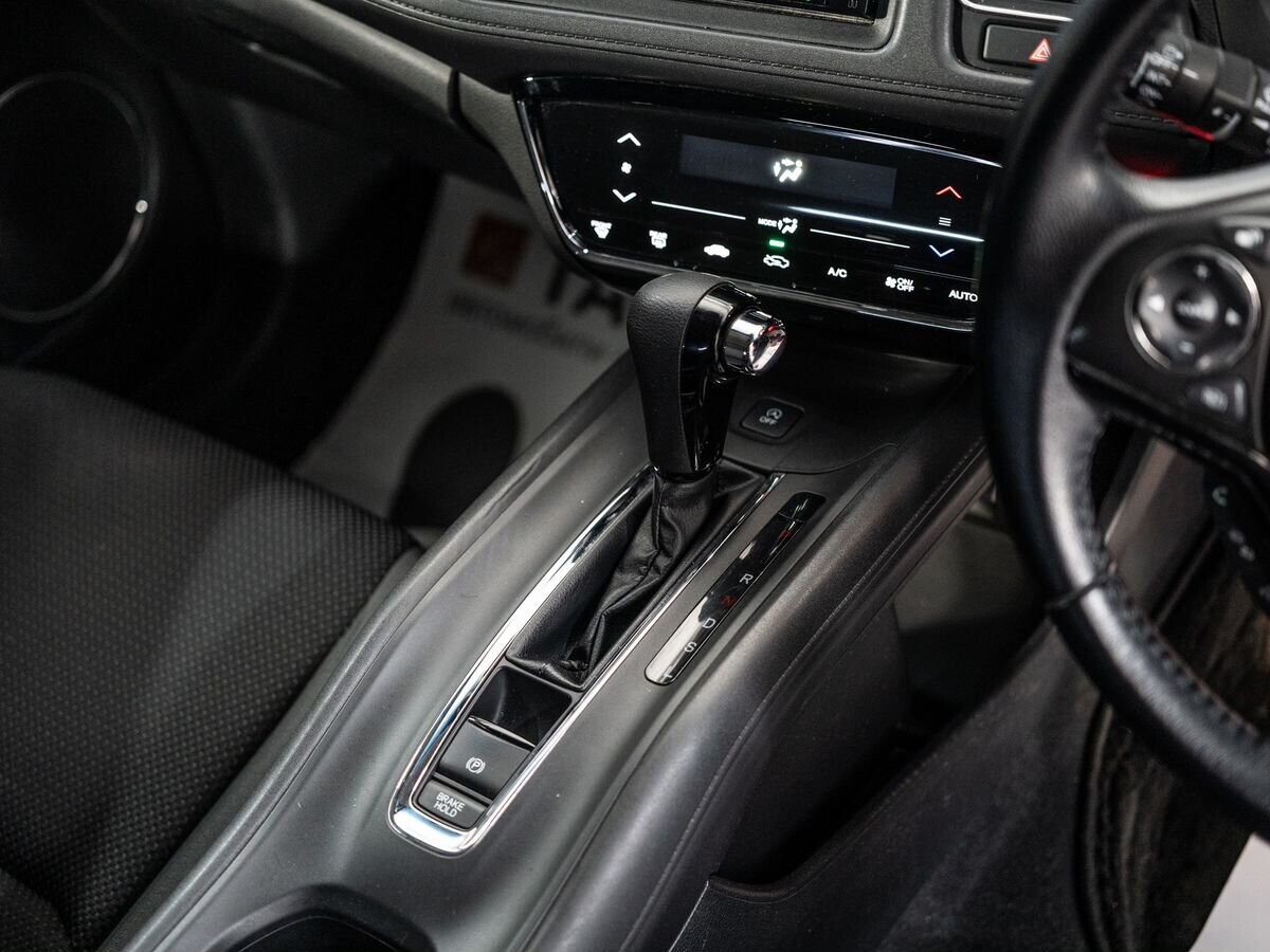 Honda Vezel 2019 - фото автомобиля