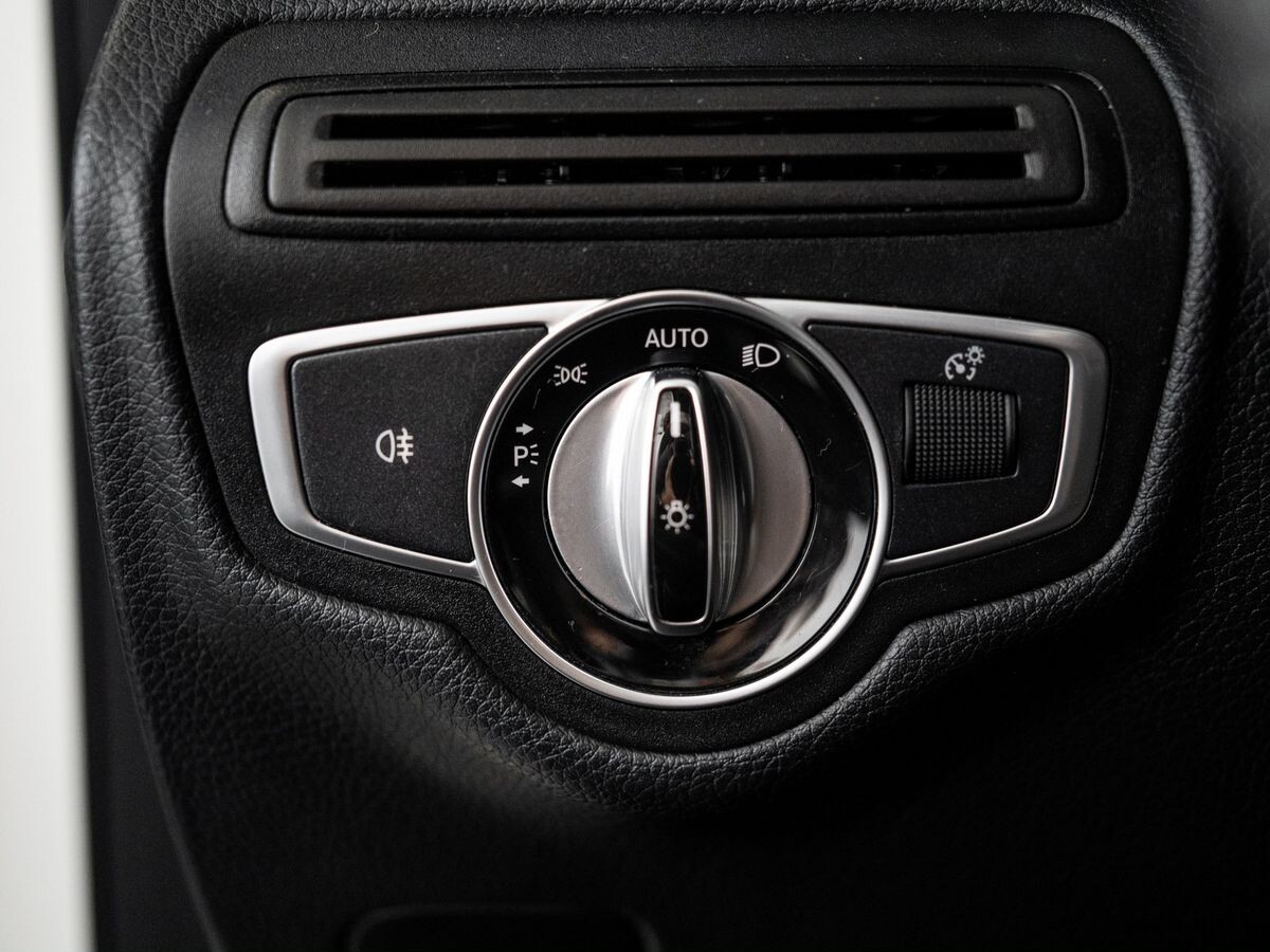 Mercedes-Benz GLC 2016 - фото автомобиля