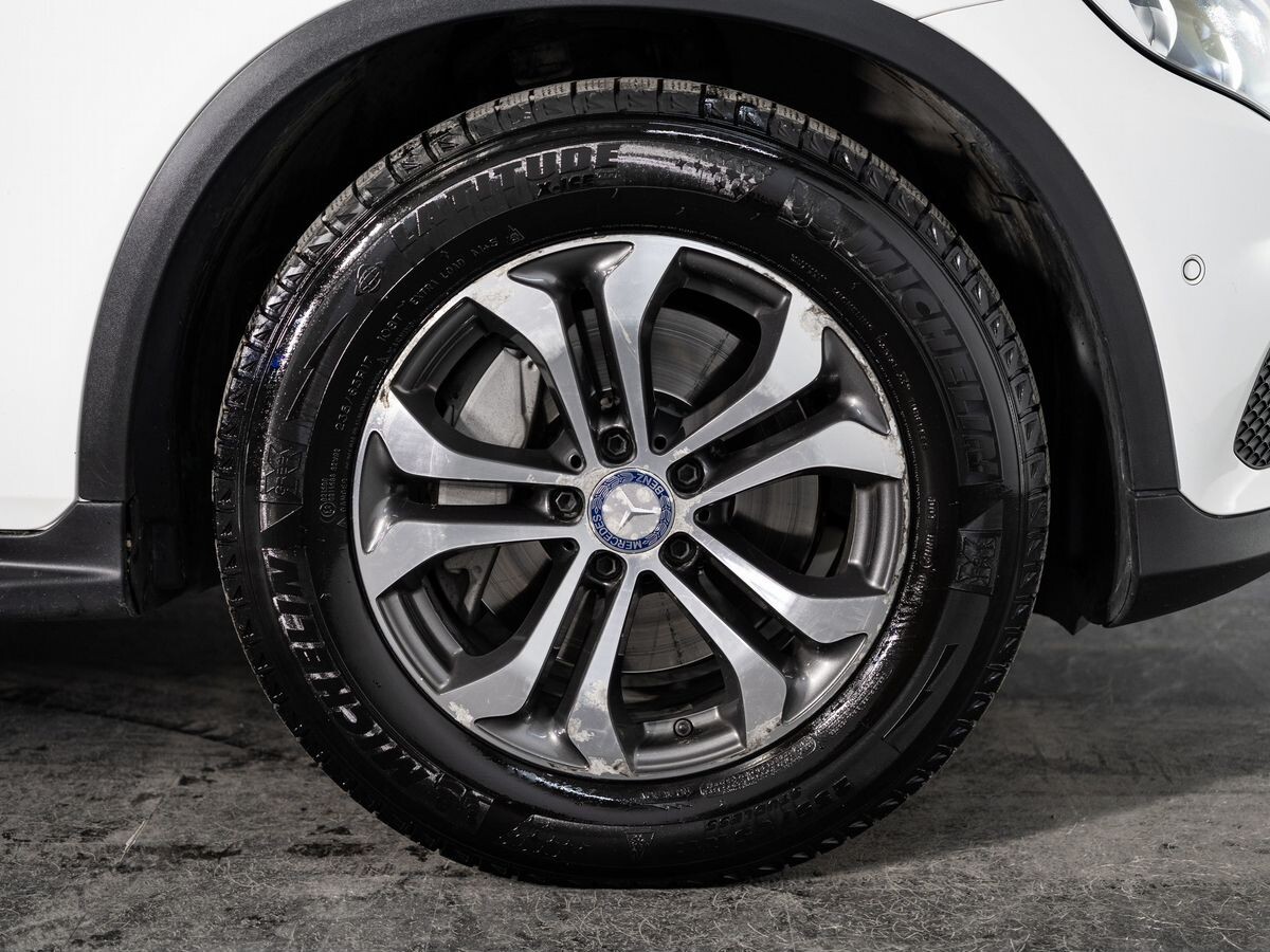 Mercedes-Benz GLC 2016 - фото автомобиля