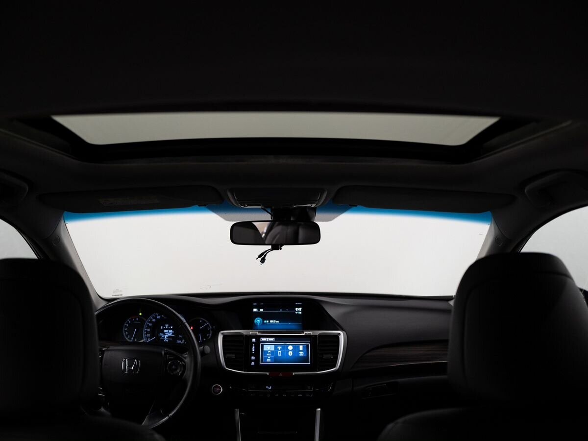 Honda Accord 2017 - фото автомобиля