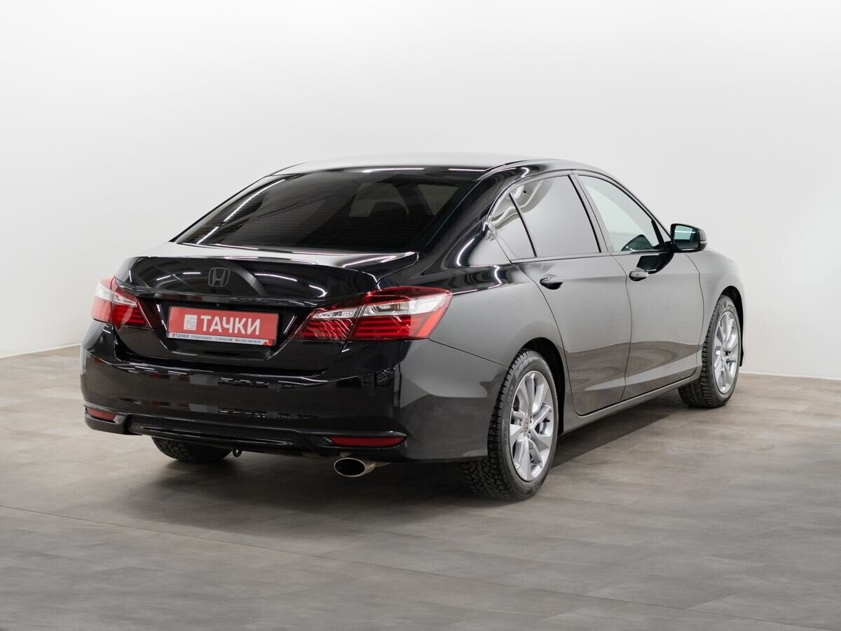 Honda Accord 2017 - фото автомобиля