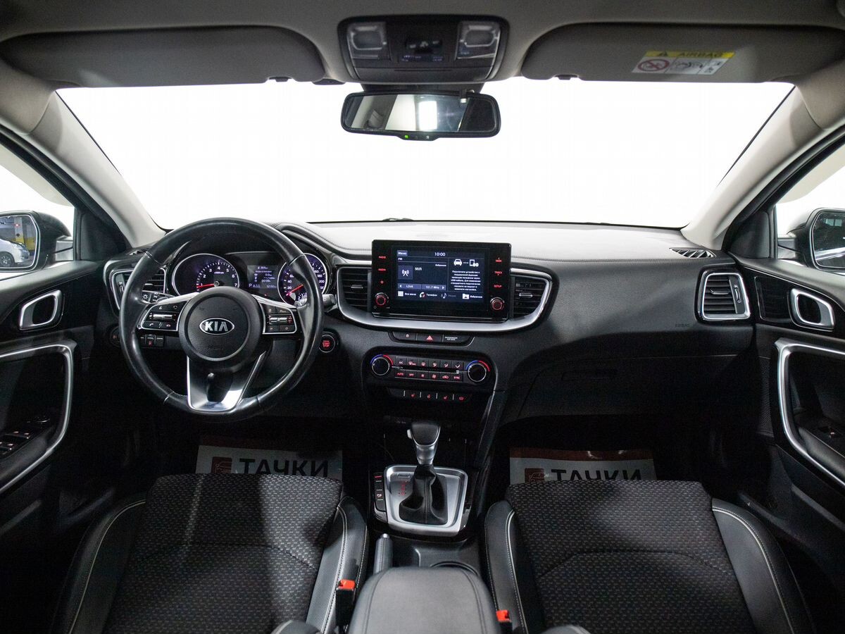 Kia Ceed 2020 - фото автомобиля