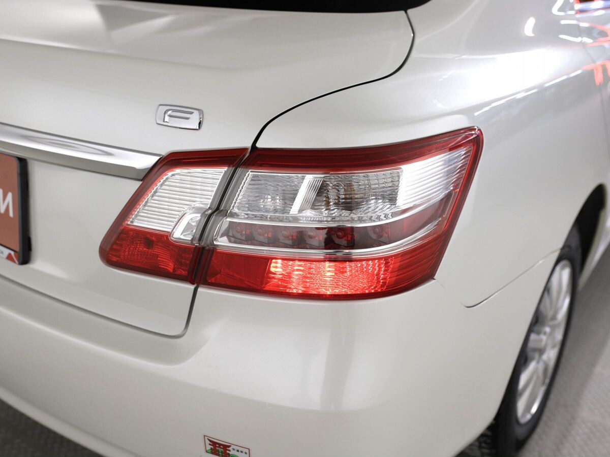 Toyota Premio 2014 - фото автомобиля