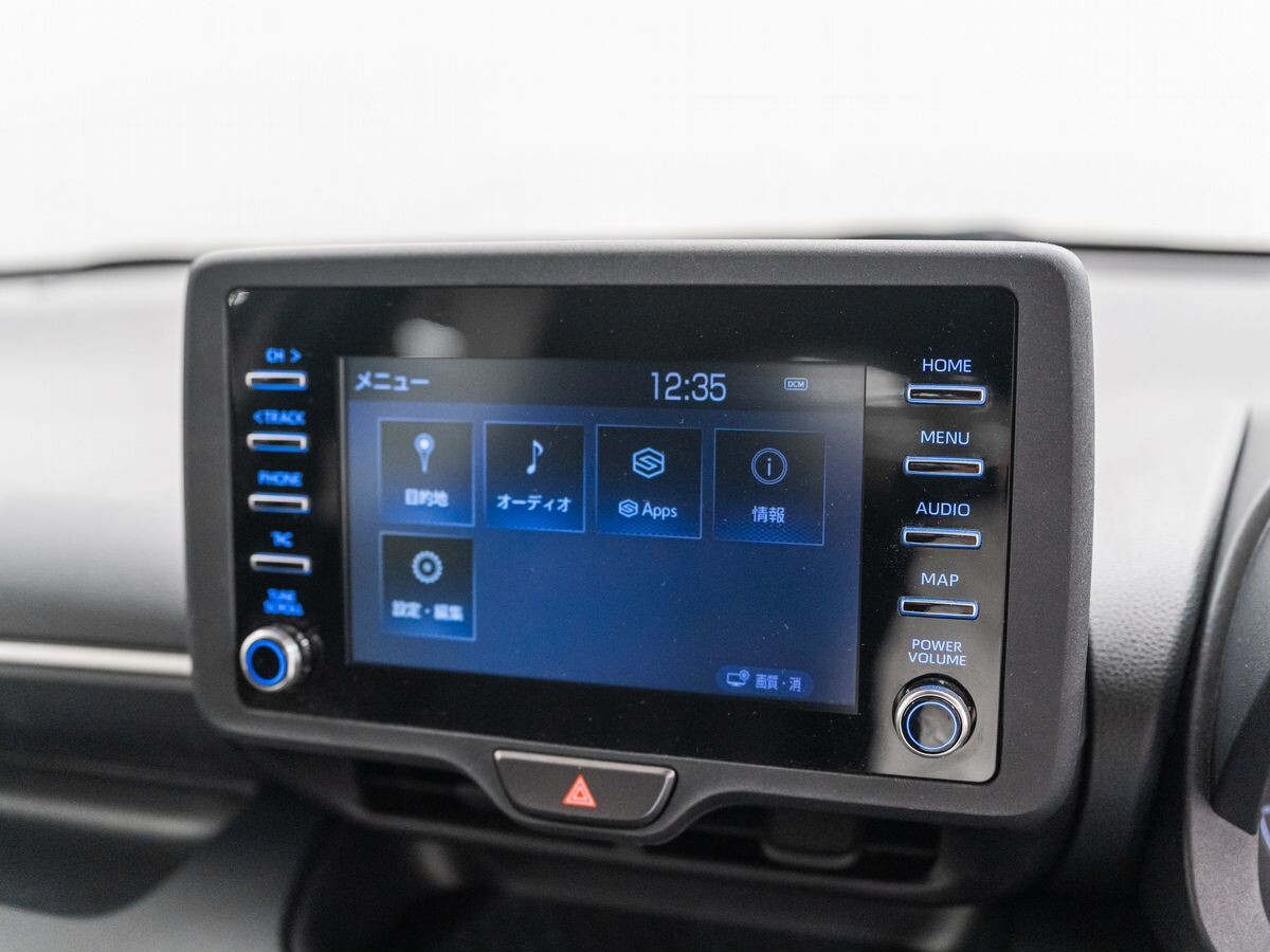 Toyota Yaris 2021 - фото автомобиля