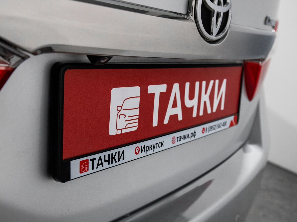 Toyota Camry 2014 - фото автомобиля