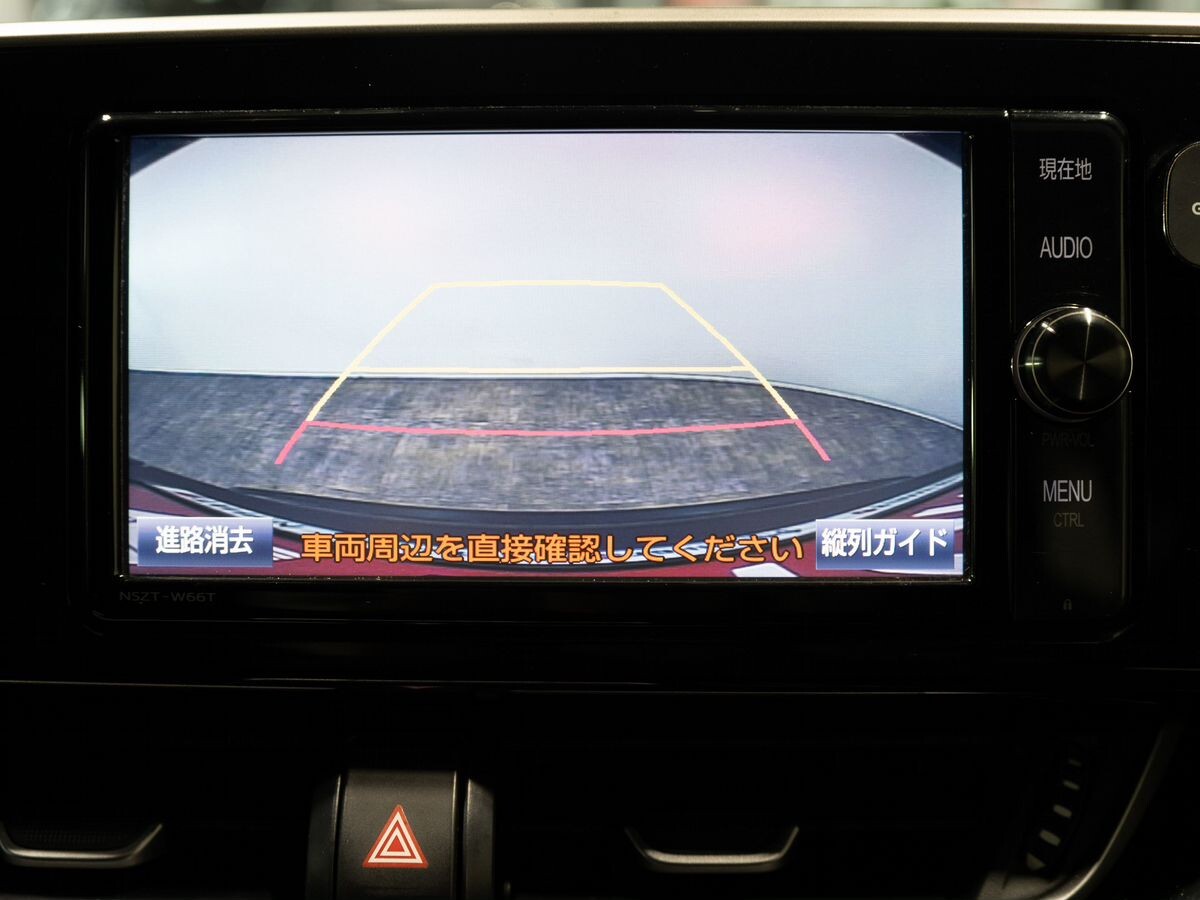 Toyota C-HR 2018 - фото автомобиля