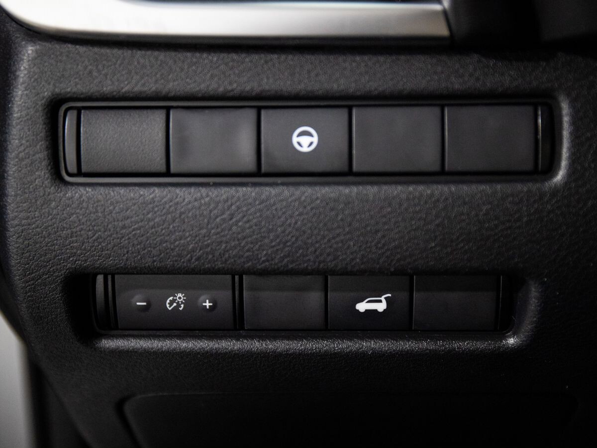 Nissan Rogue 2021 - фото автомобиля