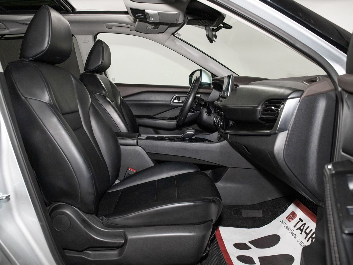 Nissan Rogue 2021 - фото автомобиля