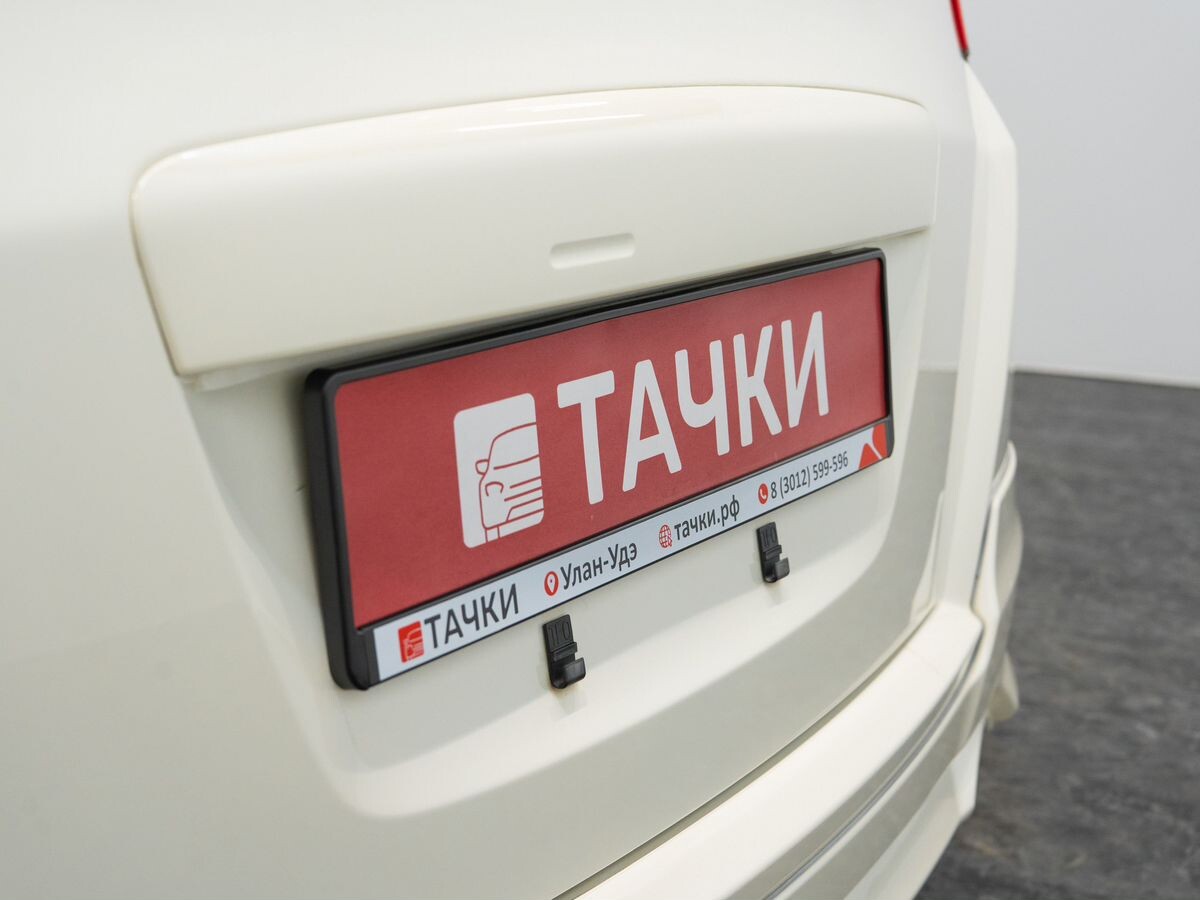 Honda Freed Spike 2011 - фото автомобиля