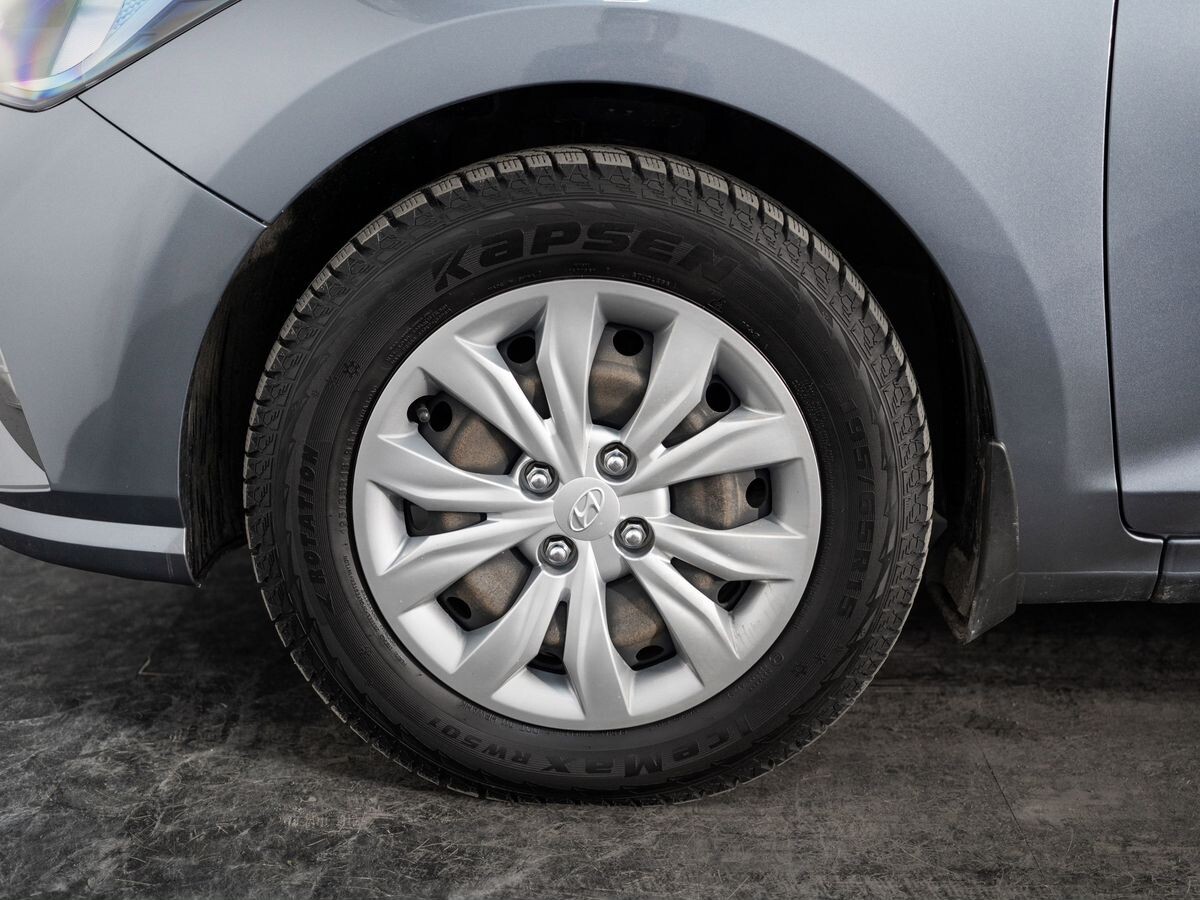 Hyundai Solaris 2020 - фото автомобиля