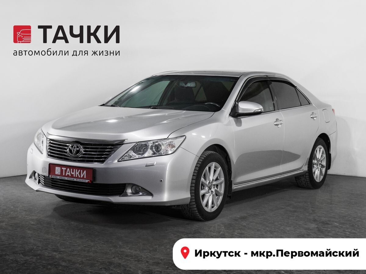 Toyota Camry 2013 - фото автомобиля