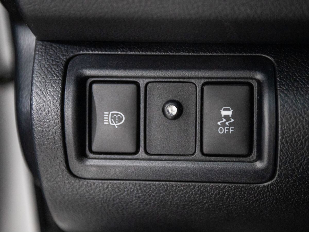 Toyota Camry 2013 - фото автомобиля