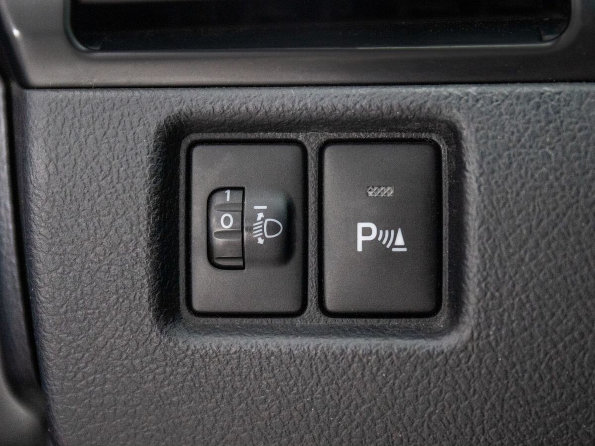 Toyota Camry 2013 - фото автомобиля