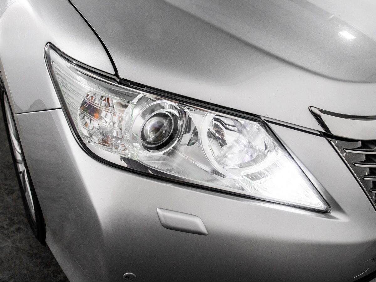 Toyota Camry 2013 - фото автомобиля