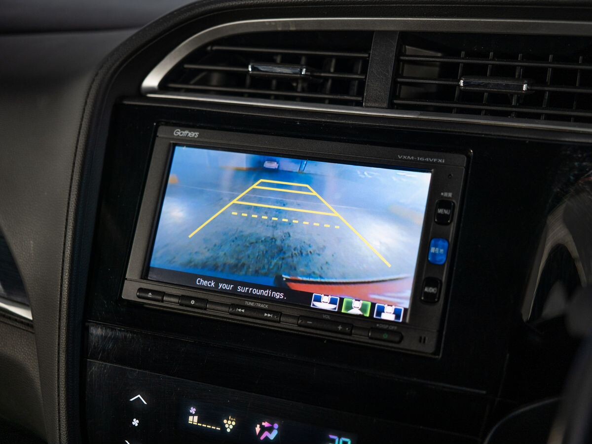 Honda Shuttle 2016 - фото автомобиля