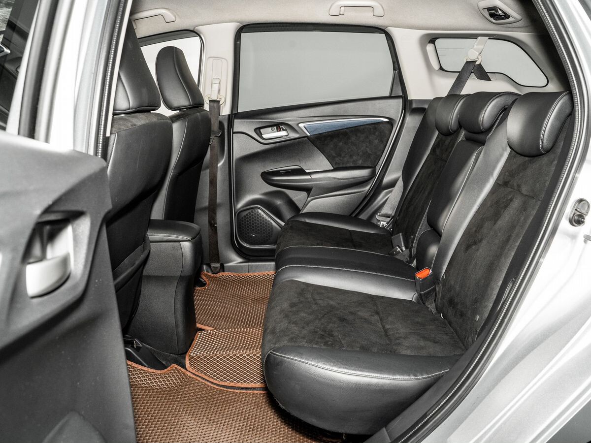 Honda Shuttle 2016 - фото автомобиля