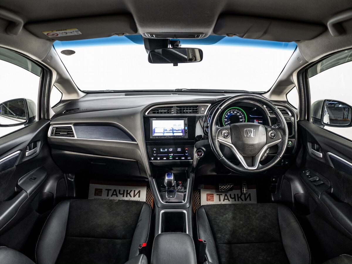 Honda Shuttle 2016 - фото автомобиля