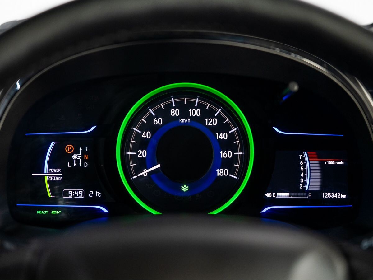 Honda Shuttle 2016 - фото автомобиля