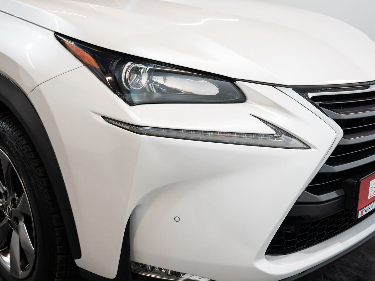 Lexus NX200 2015 - фото автомобиля