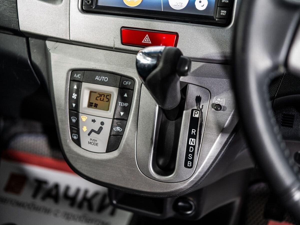 Daihatsu Move 2012 - фото автомобиля