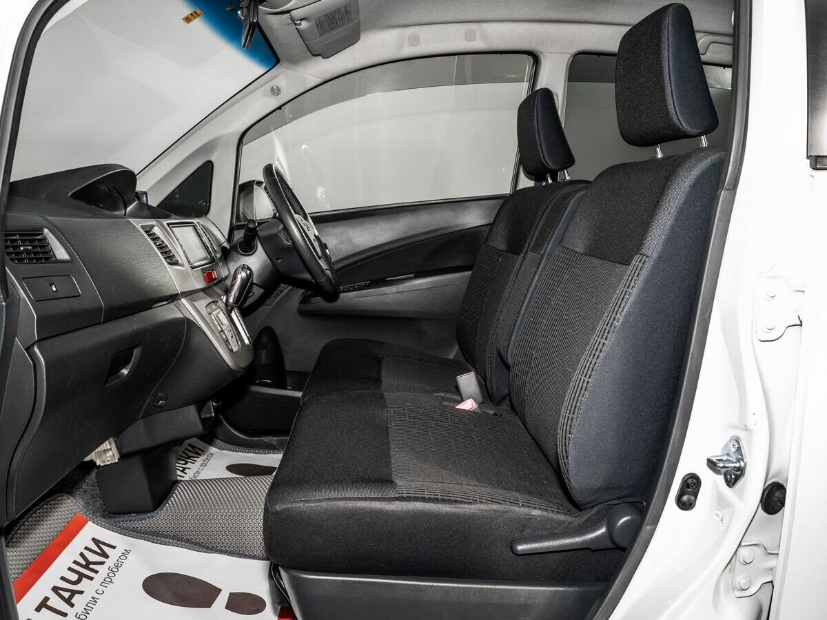 Daihatsu Move 2012 - фото автомобиля