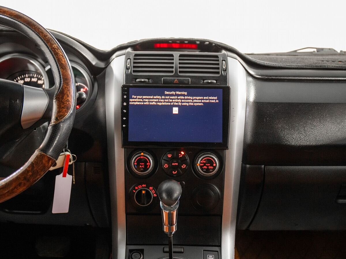 Suzuki Grand Vitara 2008 - фото автомобиля