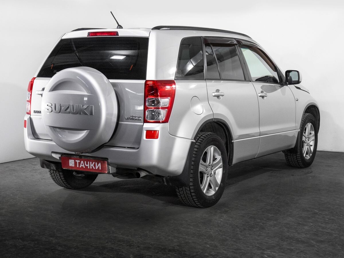 Suzuki Grand Vitara 2008 - фото автомобиля