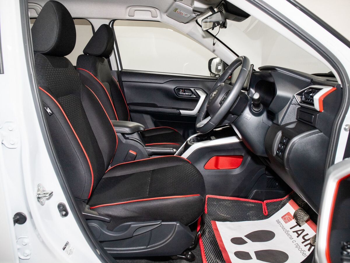 Toyota Raize 2020 - фото автомобиля