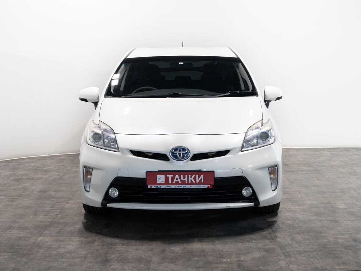 Toyota Prius 2014 - фото автомобиля