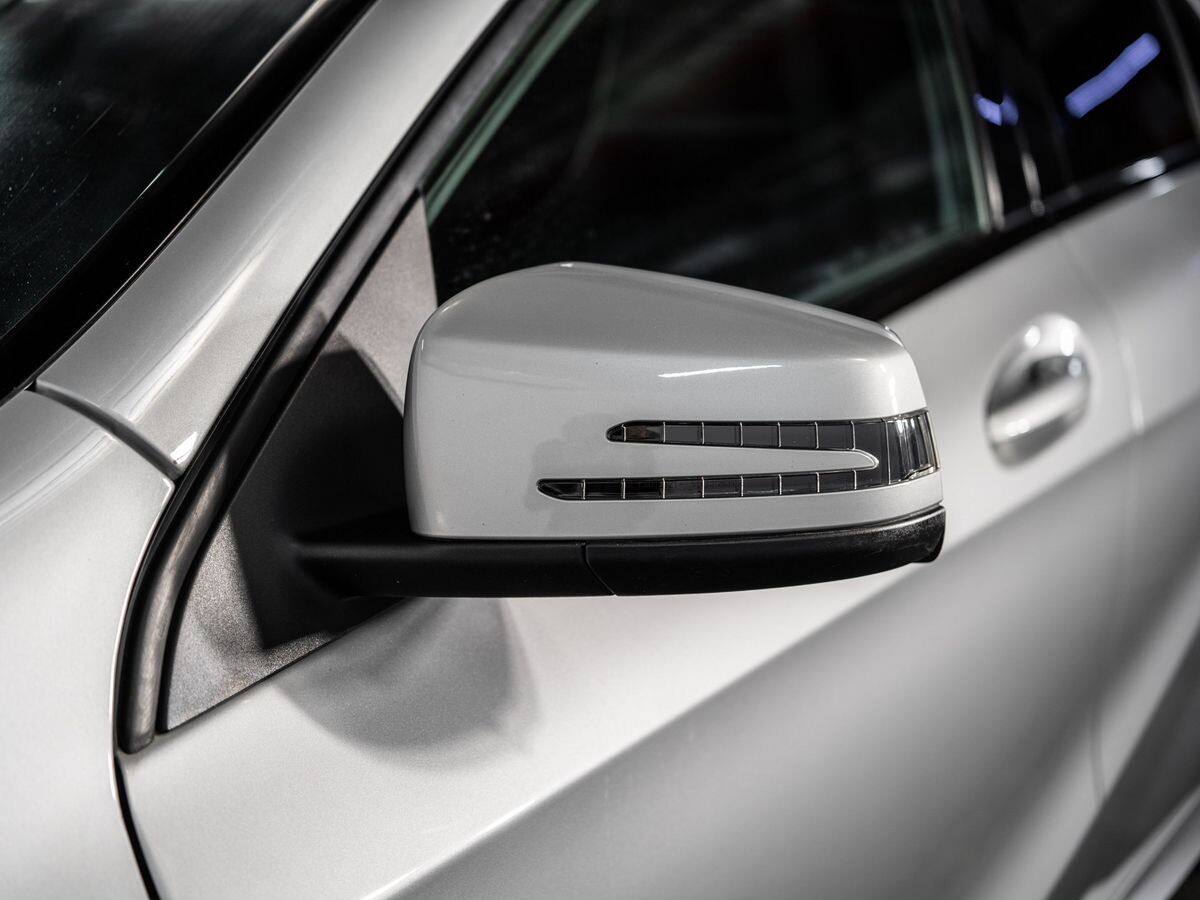 Mercedes-Benz A-Class 2012 - фото автомобиля