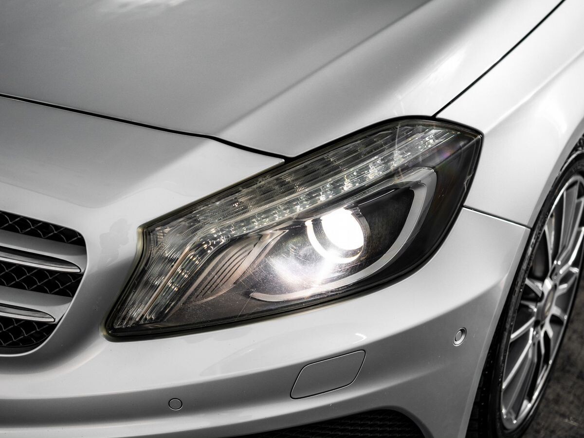 Mercedes-Benz A-Class 2012 - фото автомобиля