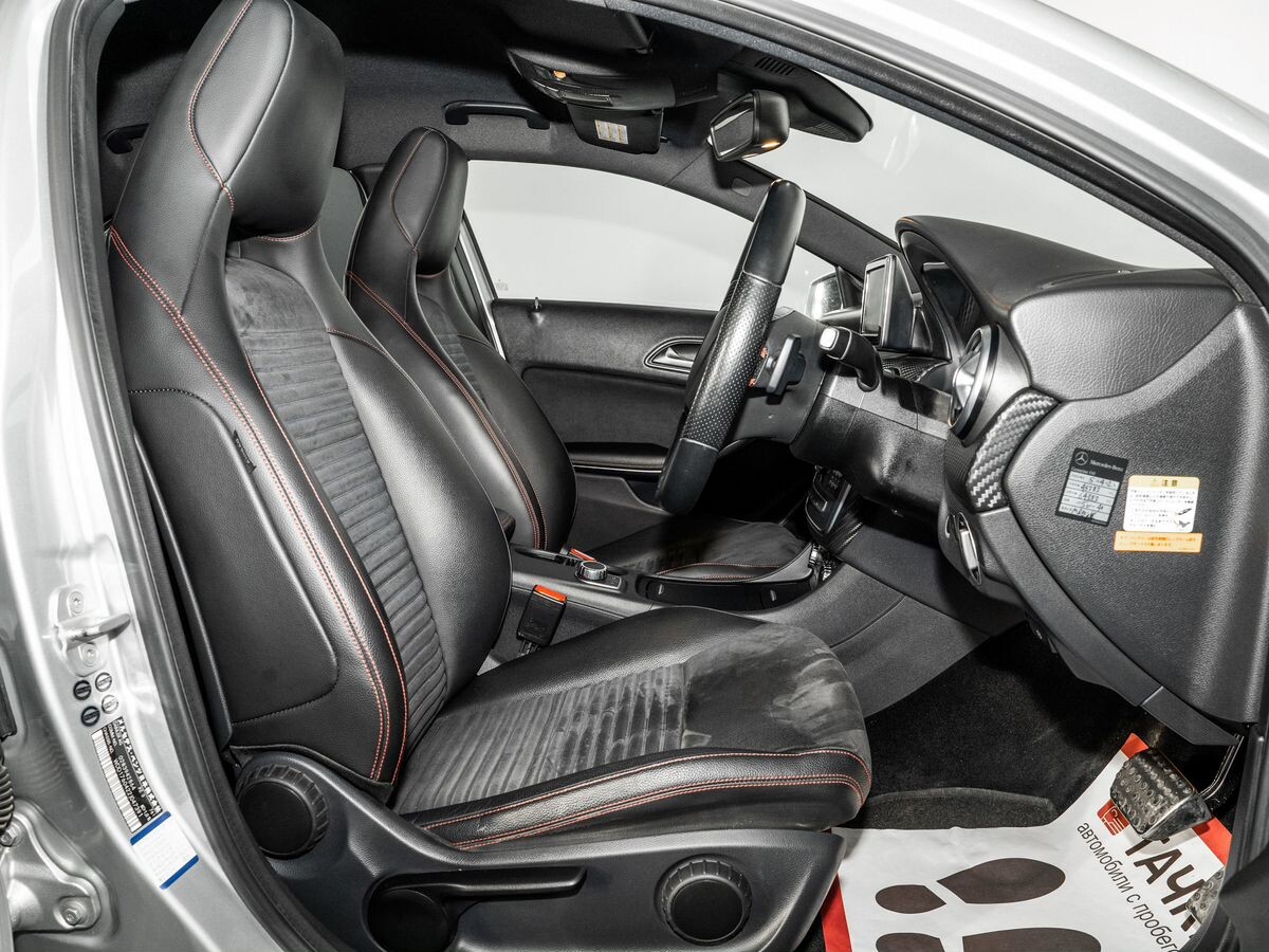 Mercedes-Benz A-Class 2012 - фото автомобиля