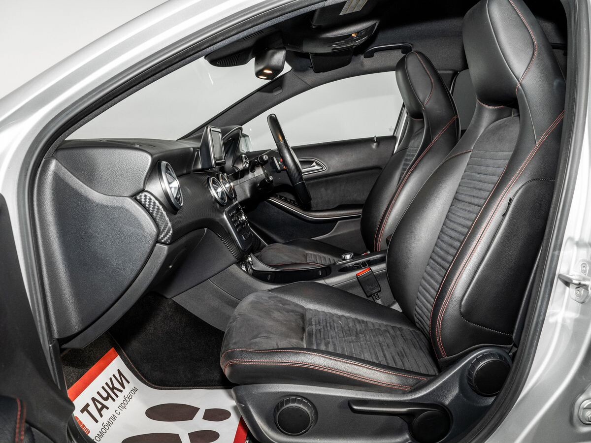 Mercedes-Benz A-Class 2012 - фото автомобиля