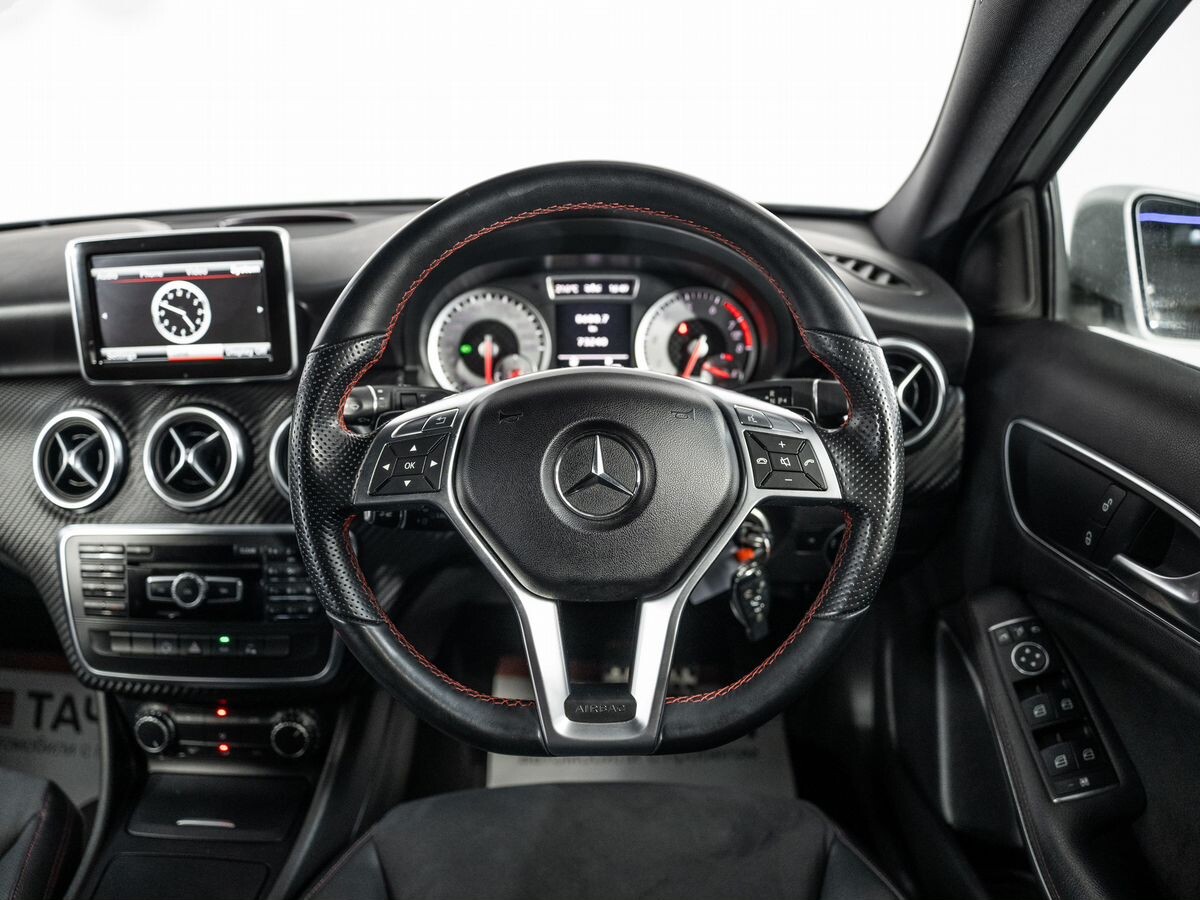 Mercedes-Benz A-Class 2012 - фото автомобиля