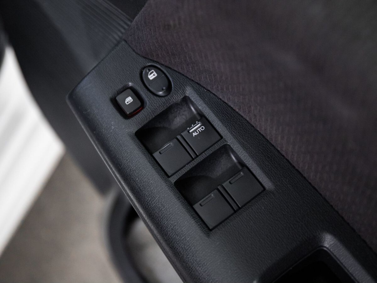 Honda Freed 2011 - фото автомобиля