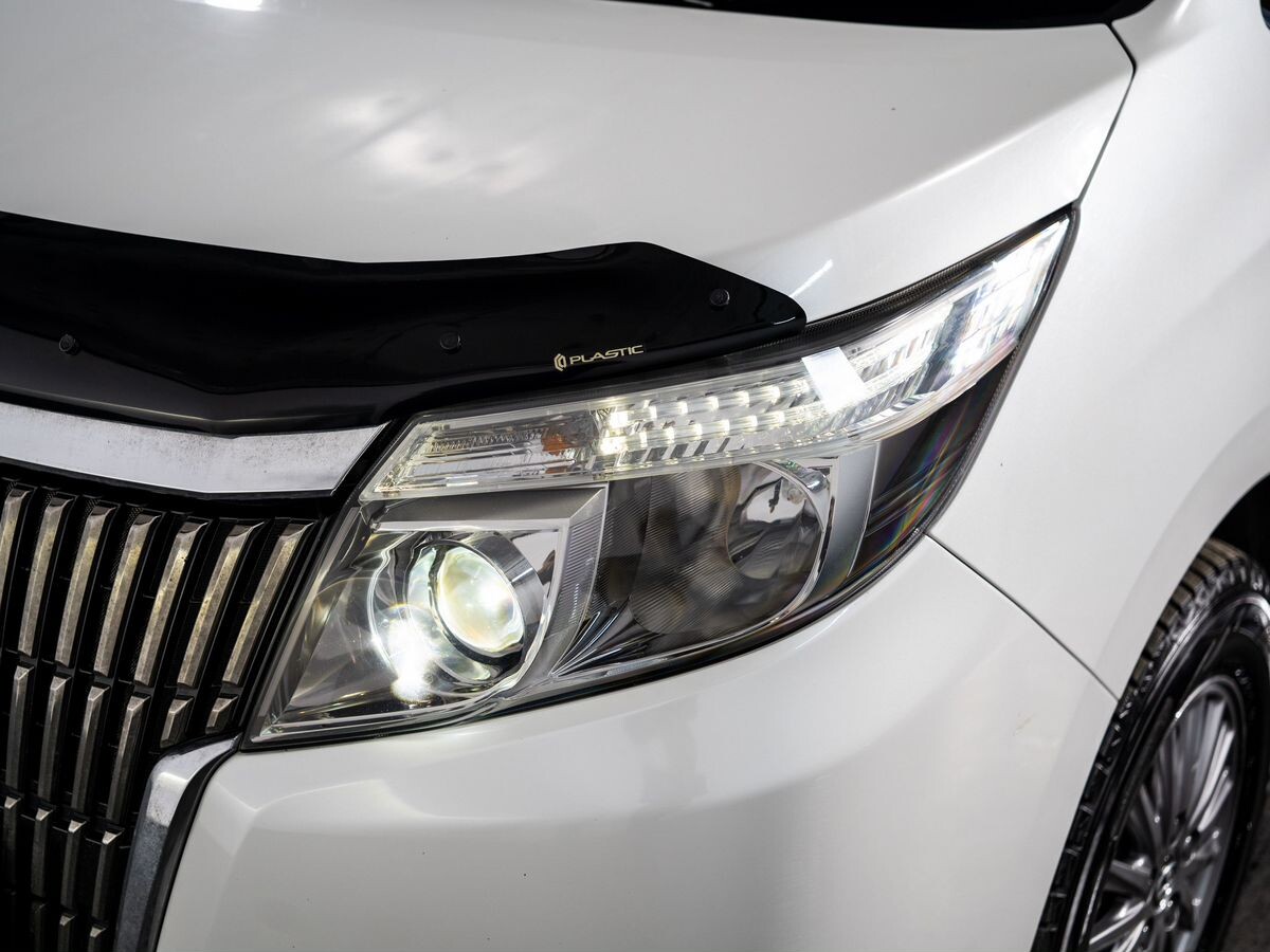 Toyota Esquire 2014 - фото автомобиля