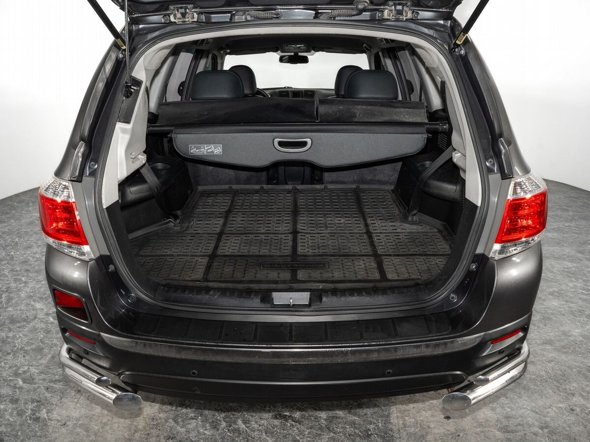 Toyota Highlander 2011 - фото автомобиля