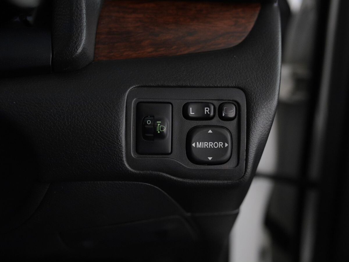 Toyota Allion 2010 - фото автомобиля