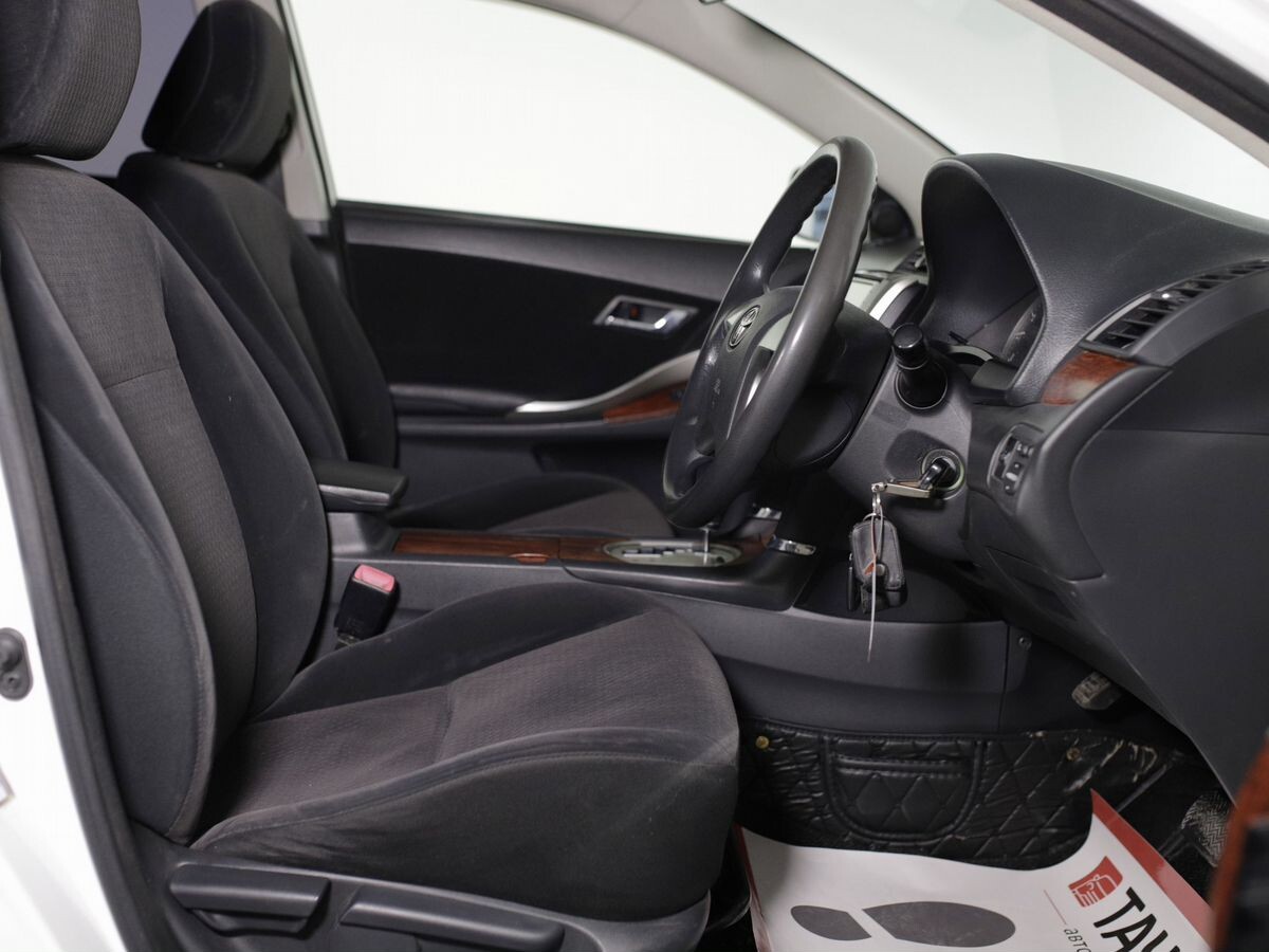 Toyota Allion 2010 - фото автомобиля