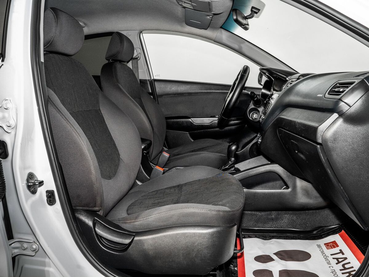 Kia Rio 2015 - фото автомобиля