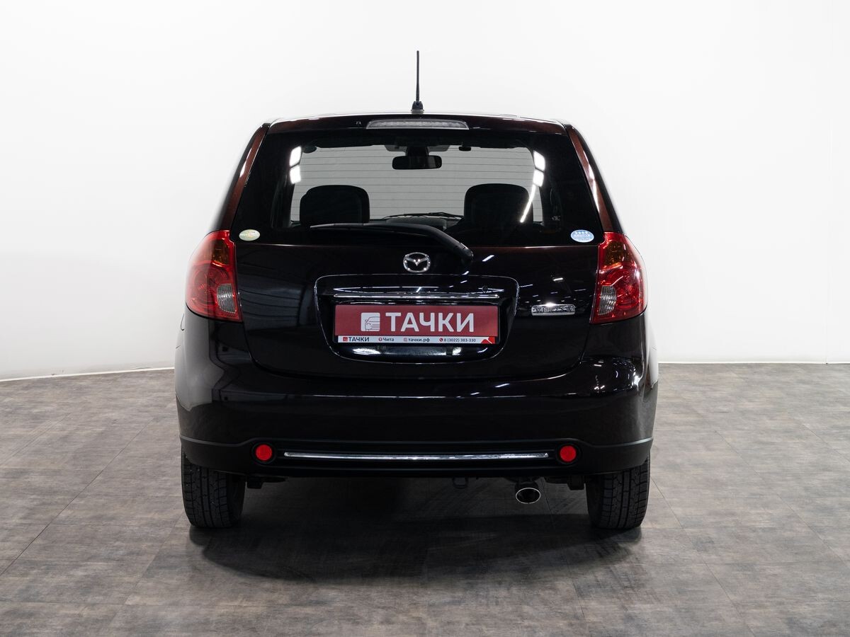 Mazda Verisa 2011 - фото автомобиля