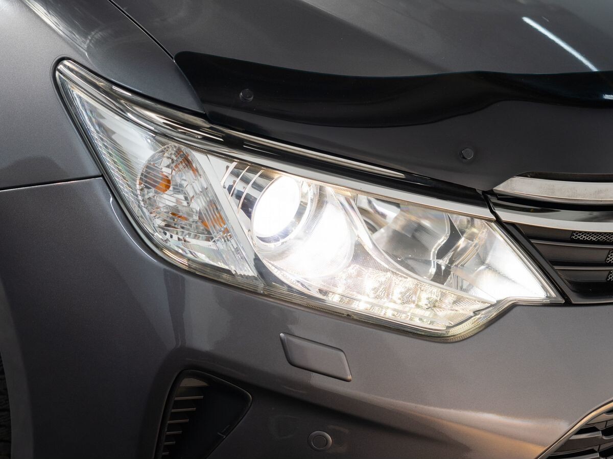 Toyota Camry 2016 - фото автомобиля