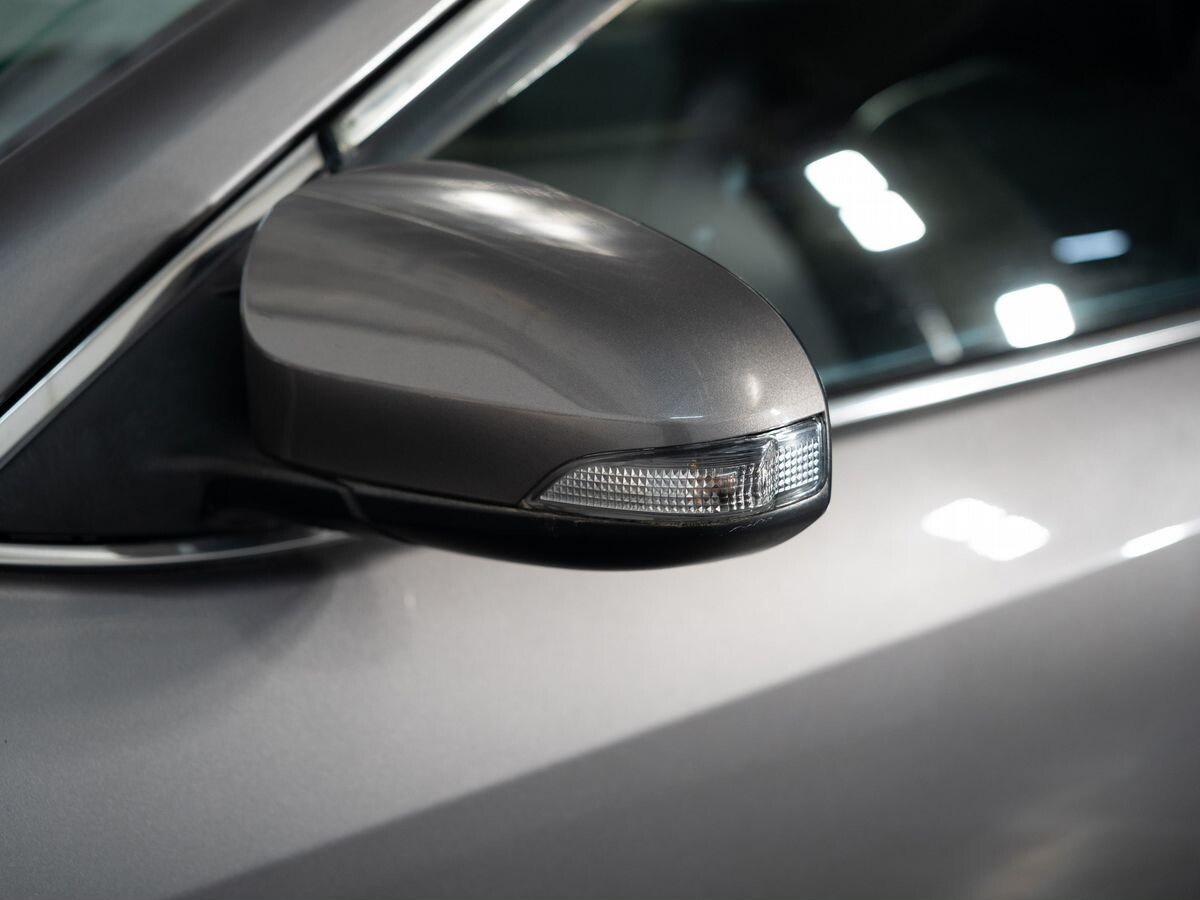 Toyota Camry 2016 - фото автомобиля