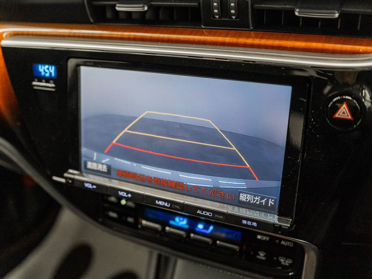 Toyota Auris 2015 - фото автомобиля