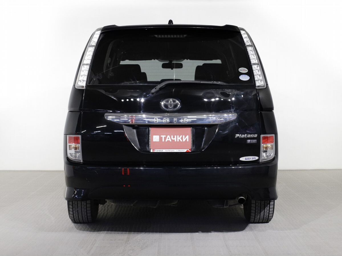 Toyota Isis 2012 - фото автомобиля